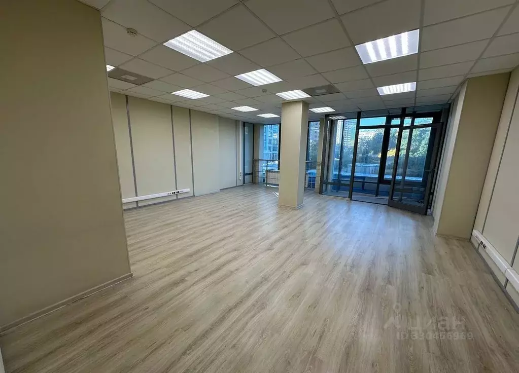 Офис в Свердловская область, Екатеринбург ул. Мира, 41 (45 м) - Фото 1