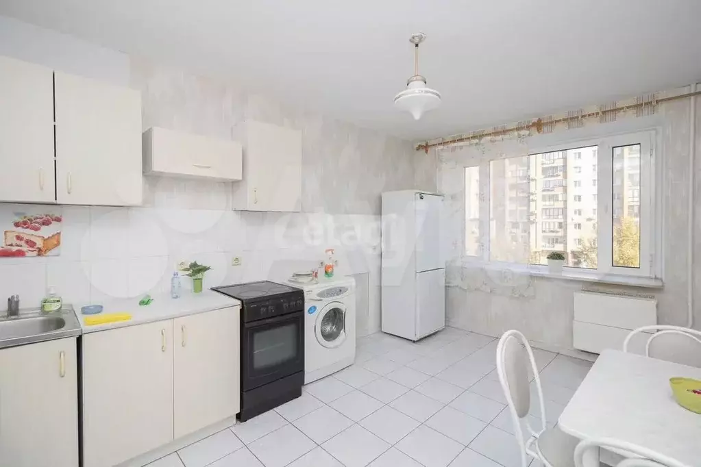 1-к. квартира, 42 м, 5/9 эт. - Фото 0