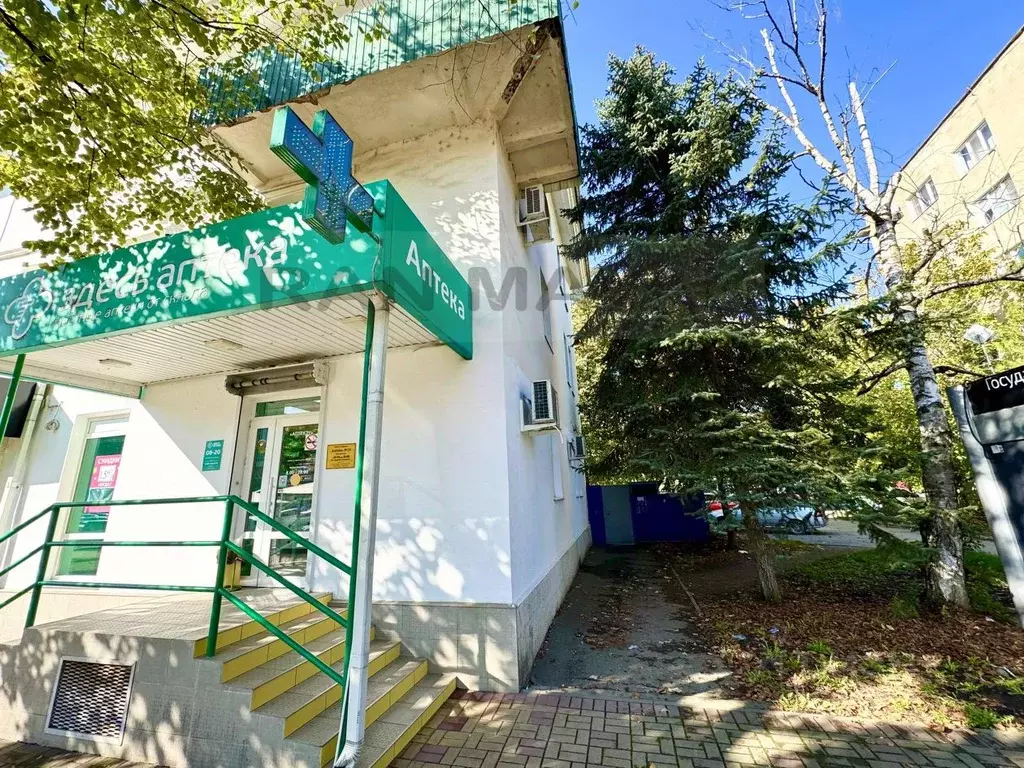 Торговая площадь в Адыгея, Майкоп Краснооктябрьская ул., 41 (55 м) - Фото 2