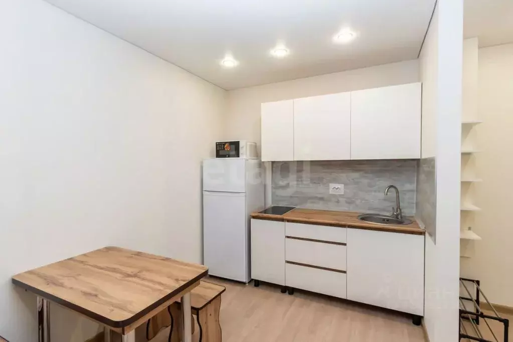 Студия Тюменская область, Тюмень ул. Первооткрывателей, 2 (26.0 м) - Фото 1