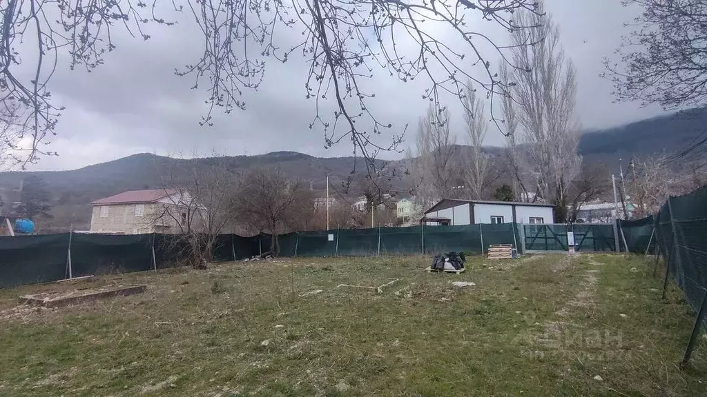 Участок в Крым, Ялта муниципальный округ, Голубой Залив пгт  (5.0 ... - Фото 1