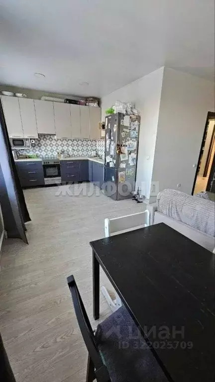 3-к кв. Новосибирская область, Колывань рп ул. Соловьева, 117Б (62.7 ... - Фото 0