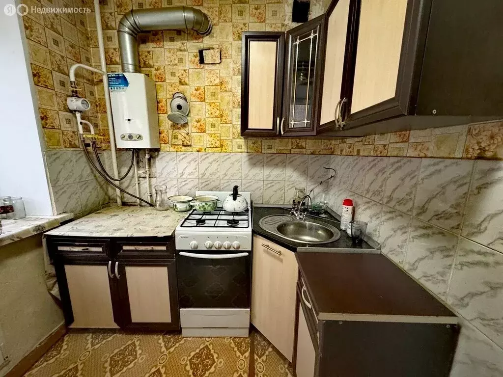 3-комнатная квартира: Стерлитамак, Элеваторная улица, 80А (50.6 м) - Фото 1