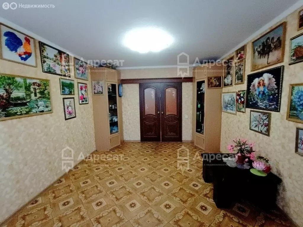 3-комнатная квартира: Волжский, улица Пушкина, 136 (63.6 м) - Фото 1