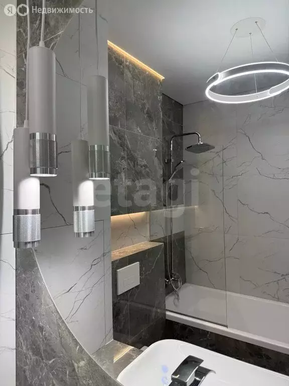 1-комнатная квартира: Брянск, улица Ульянова, 24 (38 м) - Фото 1