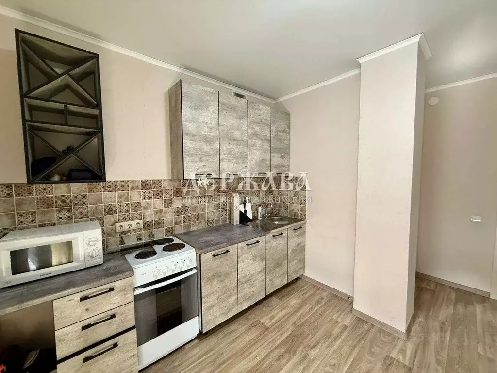 1-к кв. Белгородская область, Старый Оскол Дубрава мкр, 1 кв-л, 22 ... - Фото 1