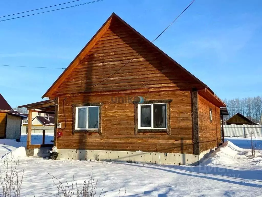 Дом в Башкортостан, Иглинский сельсовет, с. Иглино ул. Ленина (100 м) - Фото 1