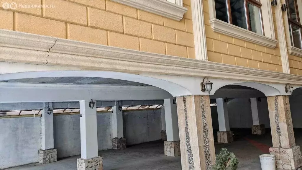 Помещение свободного назначения (1050 м) - Фото 1