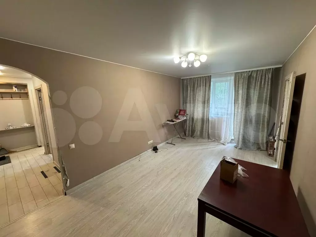 3-к. квартира, 60 м, 4/5 эт. - Фото 0