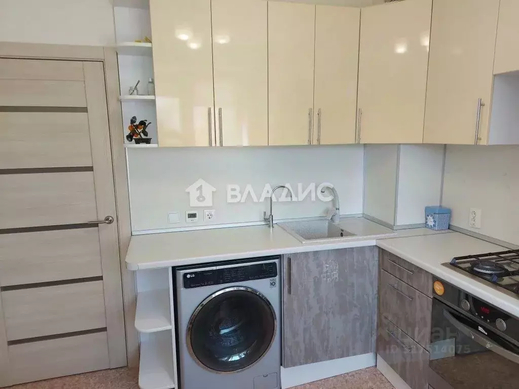 2-к кв. Башкортостан, Стерлитамак Крымская ул., 24 (49.1 м) - Фото 1