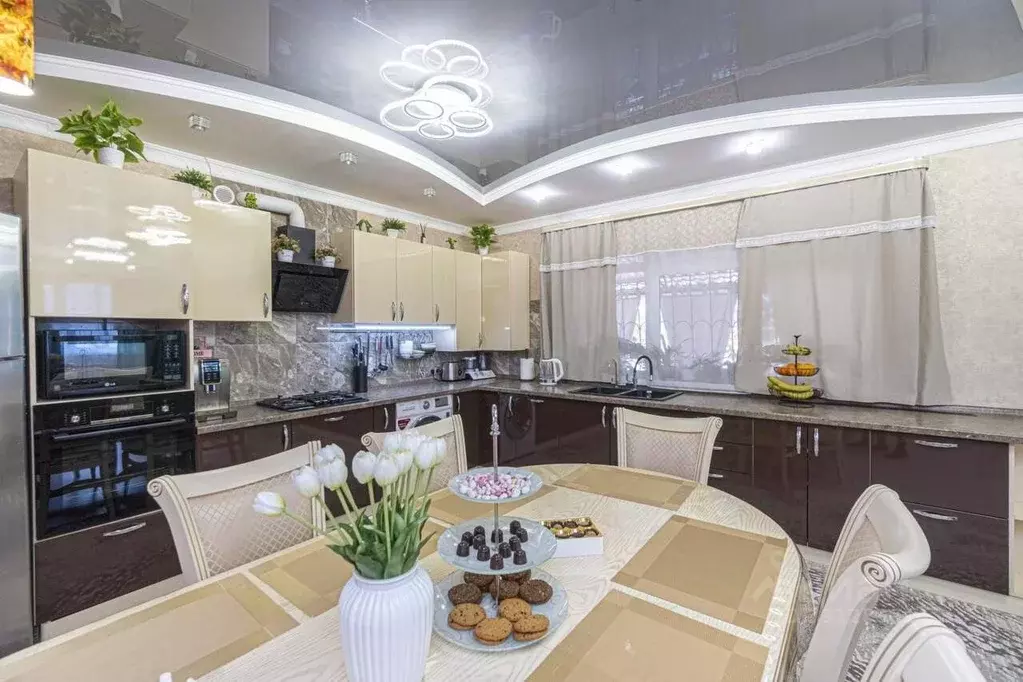 Дом в Севастополь СНТ Биолог ТСН, 74 (173 м) - Фото 1