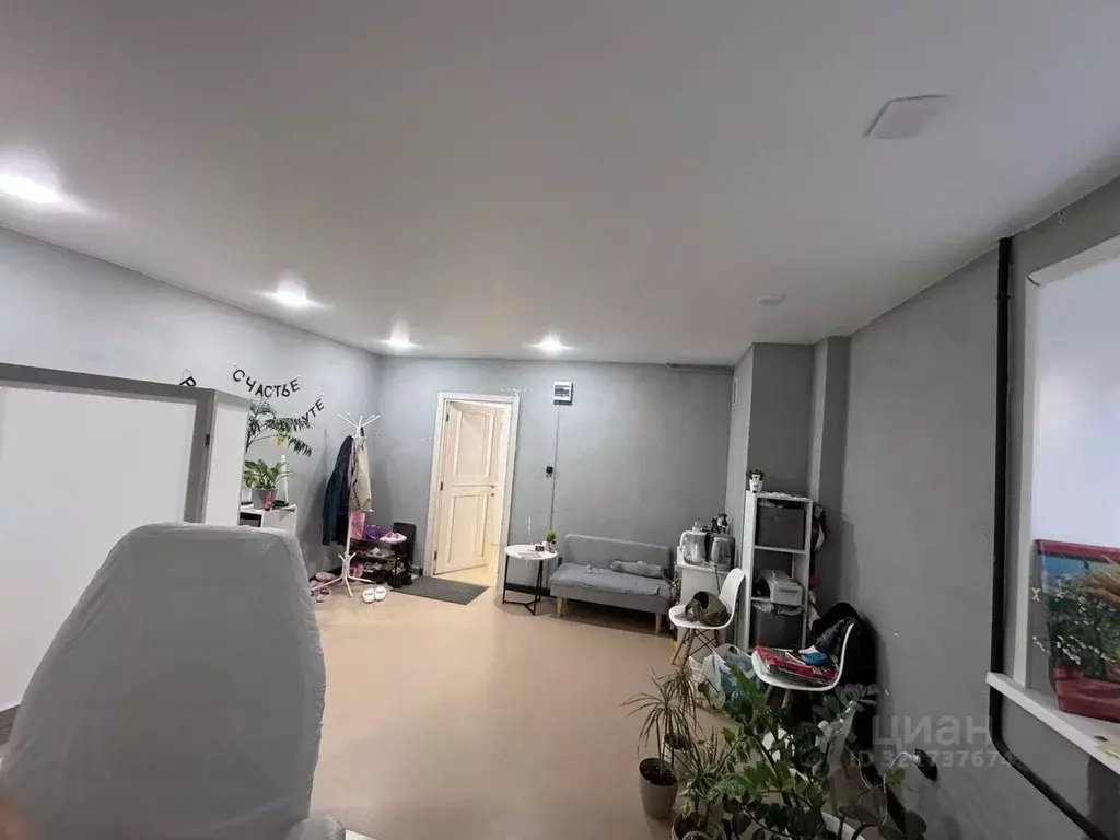 Помещение свободного назначения в Чувашия, Новочебоксарск Зеленый ... - Фото 1