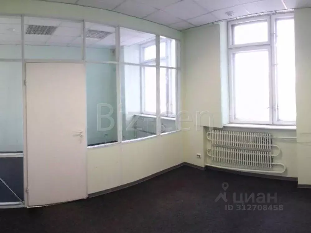 Офис в Санкт-Петербург пл. Конституции, 2 (26 м) - Фото 0
