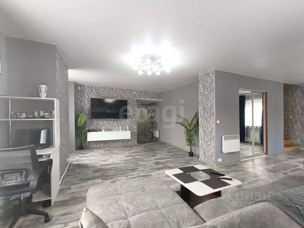 Дом в Сахалинская область, Холмск Горная ул., 21 (186 м) - Фото 1