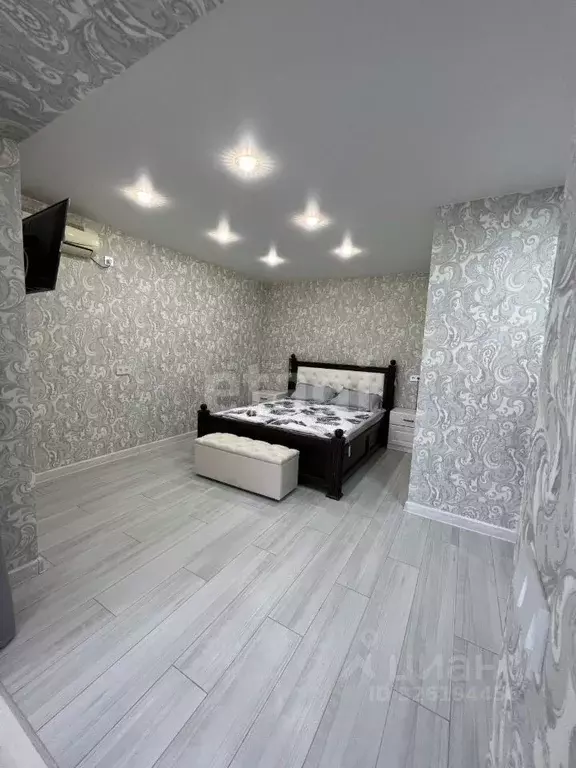 Дом в Краснодарский край, Ейск ул. Чайковского (250 м) - Фото 1