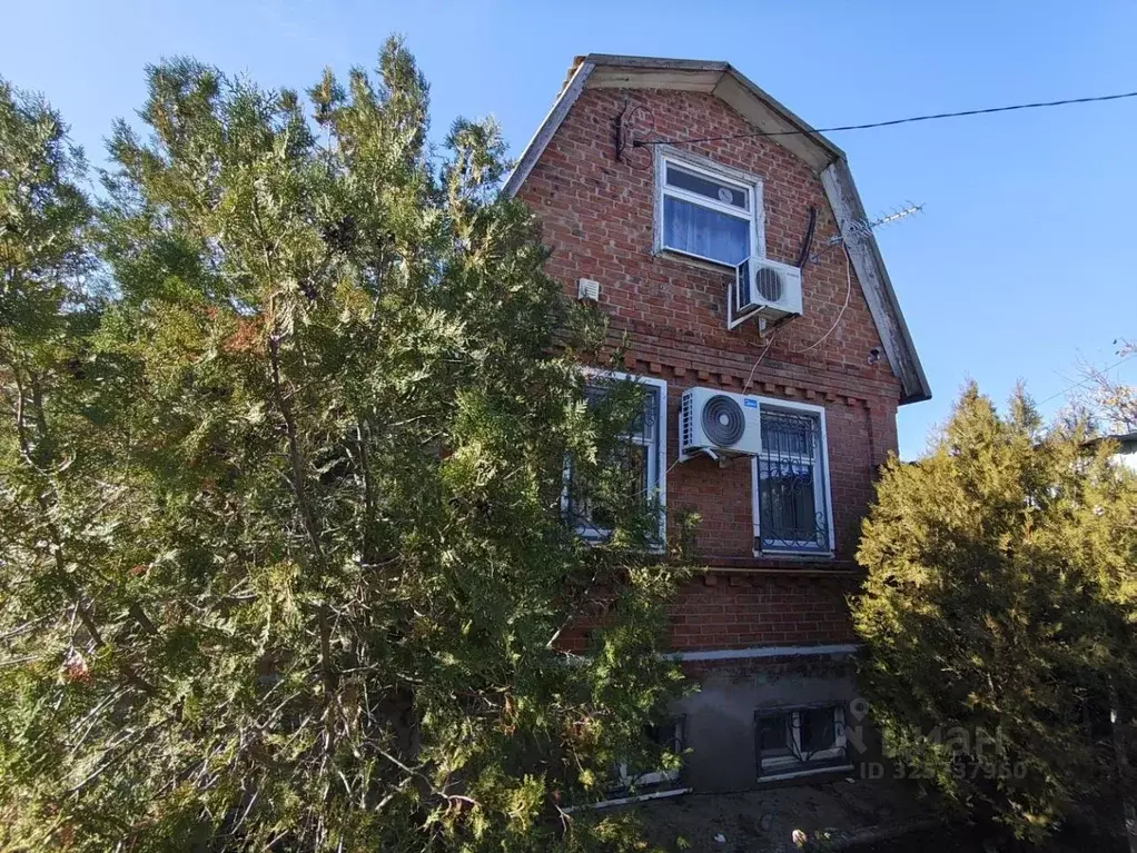 Дом в Ростовская область, Неклиновский район, с. Синявское, ... - Фото 1