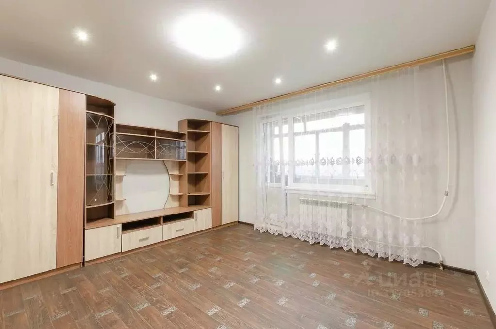 Квартира, 3 комнаты, 63.7 м - Фото 0