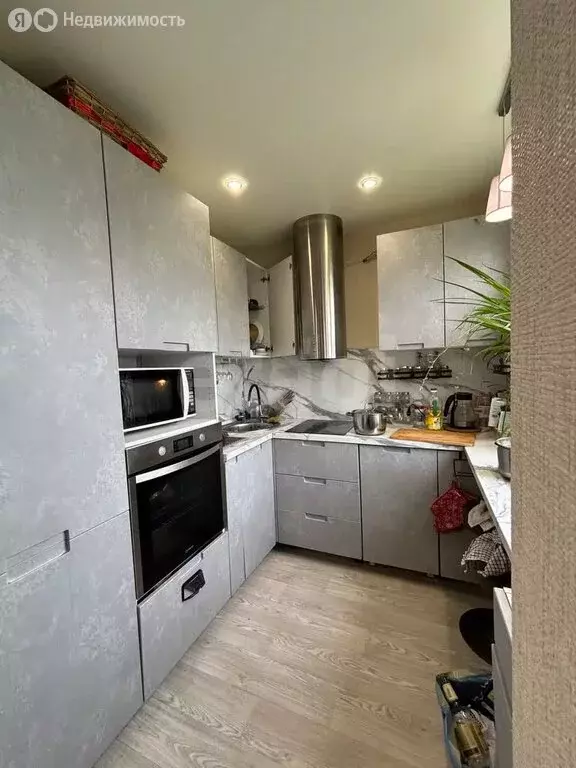 4-комнатная квартира: Москва, улица Паустовского, 3 (64 м) - Фото 0