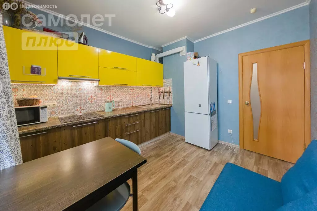 1-комнатная квартира: Екатеринбург, улица Краснолесья, 137 (39.8 м) - Фото 1