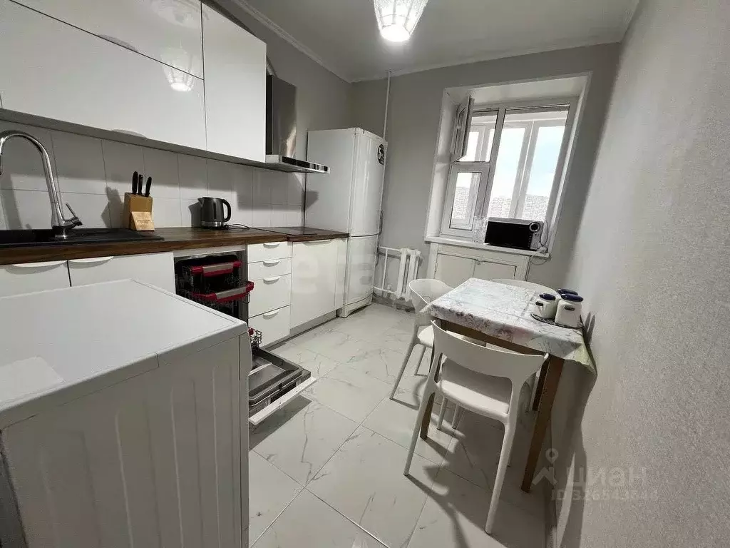 2-к кв. Тюменская область, Тюмень ул. Николая Чаплина, 132 (61.0 м) - Фото 2