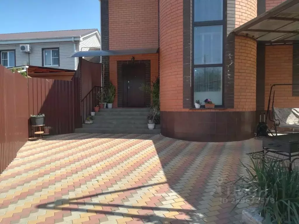 Дом в Краснодарский край, Ейск Красная ул., 5А (140 м) - Фото 2