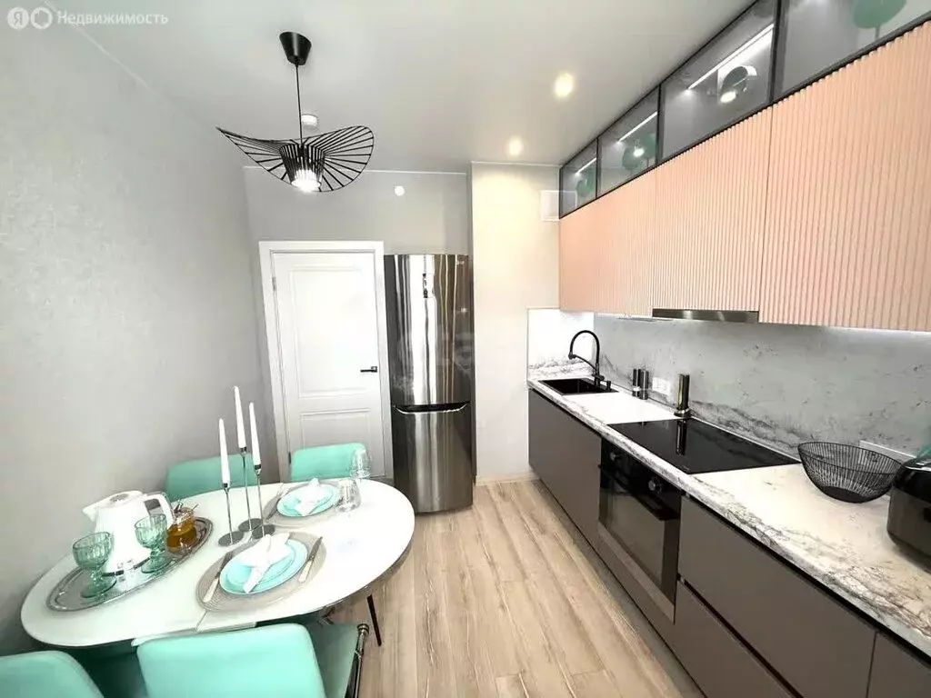 2-комнатная квартира: Пермь, улица Строителей, 37А (54.5 м) - Фото 1