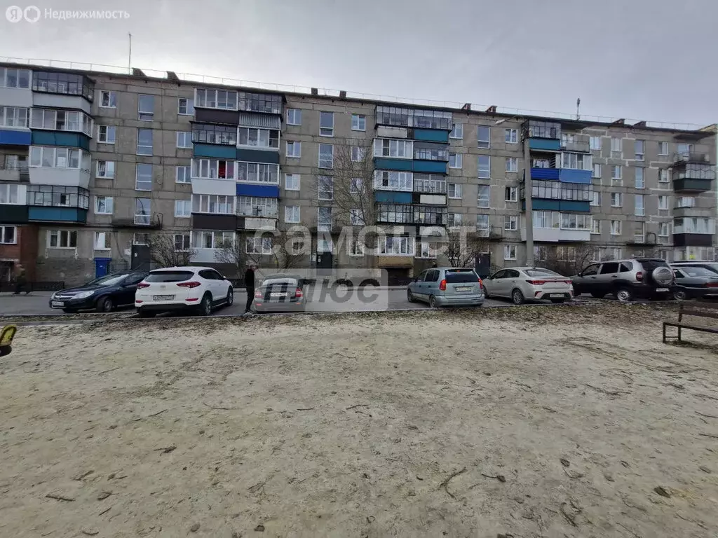 2-комнатная квартира: Кыштым, улица Карла Либкнехта, 125 (45 м) - Фото 2