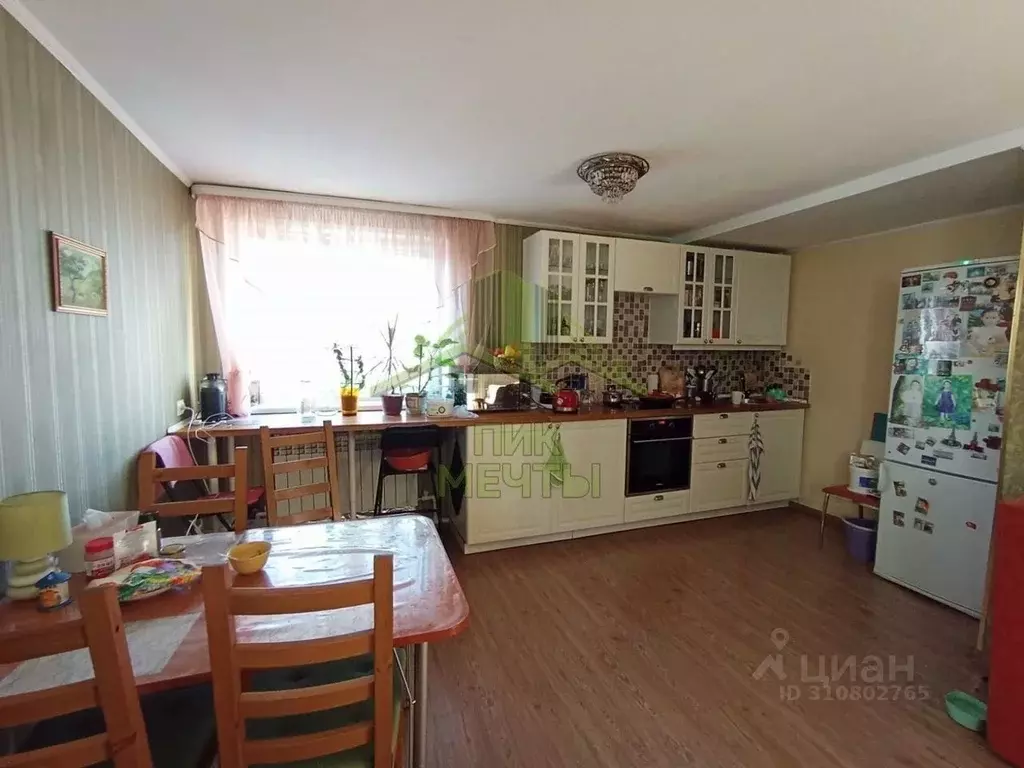 Коттедж в Бурятия, Улан-Удэ Восточный мкр, ул. Камова (259 м) - Фото 1