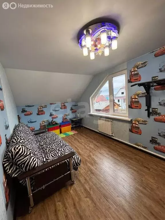 Дом в Майминский район, село Кызыл-Озек, Янтарная улица (135.4 м) - Фото 1