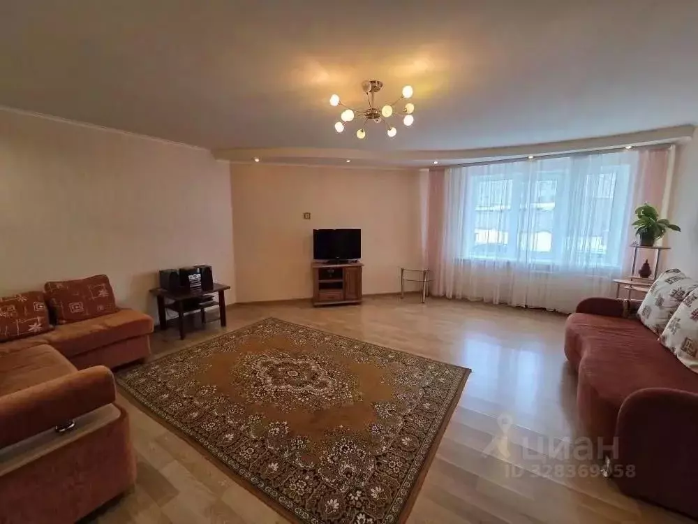2-к кв. Саратовская область, Саратов Волжская ул., 2/10 (68.0 м) - Фото 2