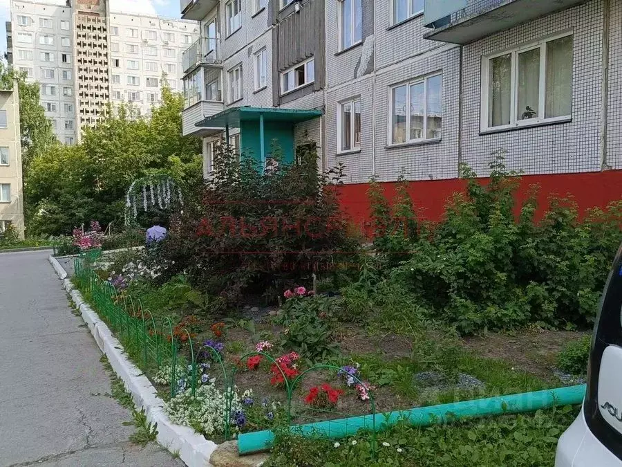 3-к кв. Новосибирская область, Новосибирск ул. Доватора, 21 (59.3 м) - Фото 2