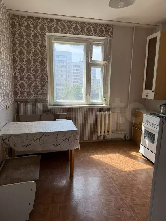 2-к. квартира, 54 м, 4/10 эт. - Фото 0