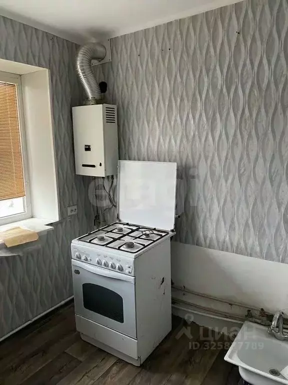 2-к кв. Белгородская область, Белгород ул. Маяковского, 20А (41.0 м) - Фото 2
