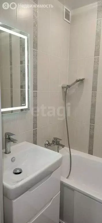 2-комнатная квартира: Липецк, улица Бунина, 11 (59.2 м) - Фото 1