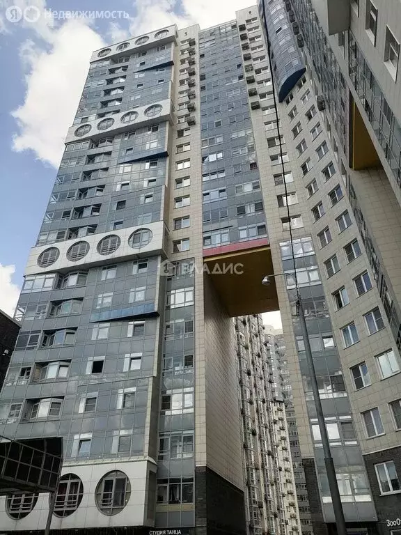 2-комнатная квартира: Красногорск, Спасская улица, 1к1 (65.6 м) - Фото 0