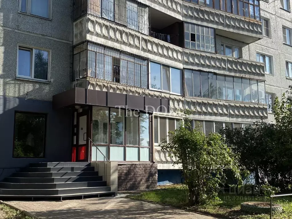 Помещение свободного назначения в Омская область, Омск просп. ... - Фото 1
