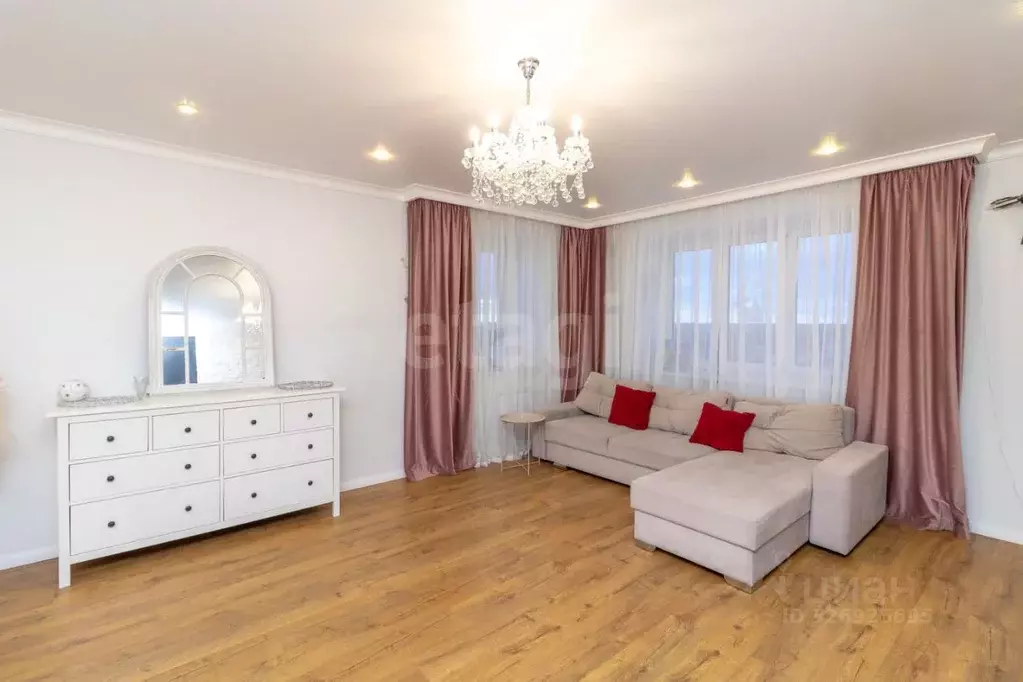 3-к кв. Тюменская область, Тюмень Тарманы мкр, ул. Игримская, 31А ... - Фото 1