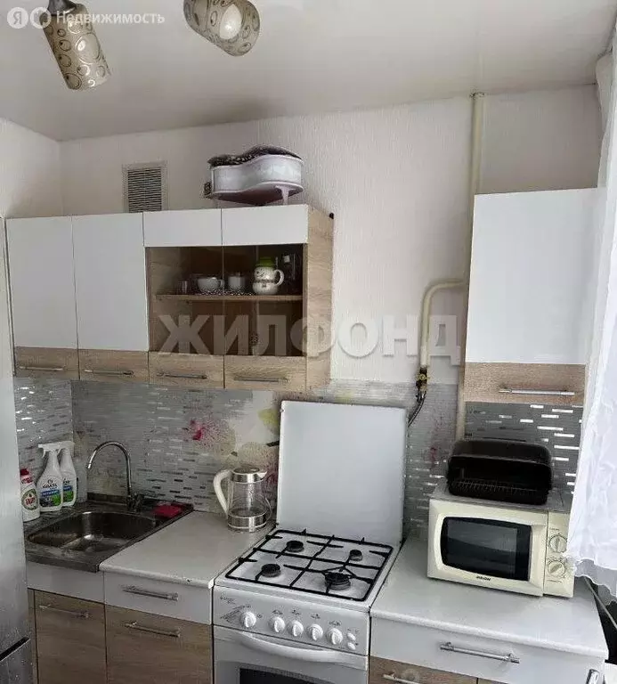 2-комнатная квартира: Сочи, микрорайон Гагарина, Цветной бульвар, 34 ... - Фото 1