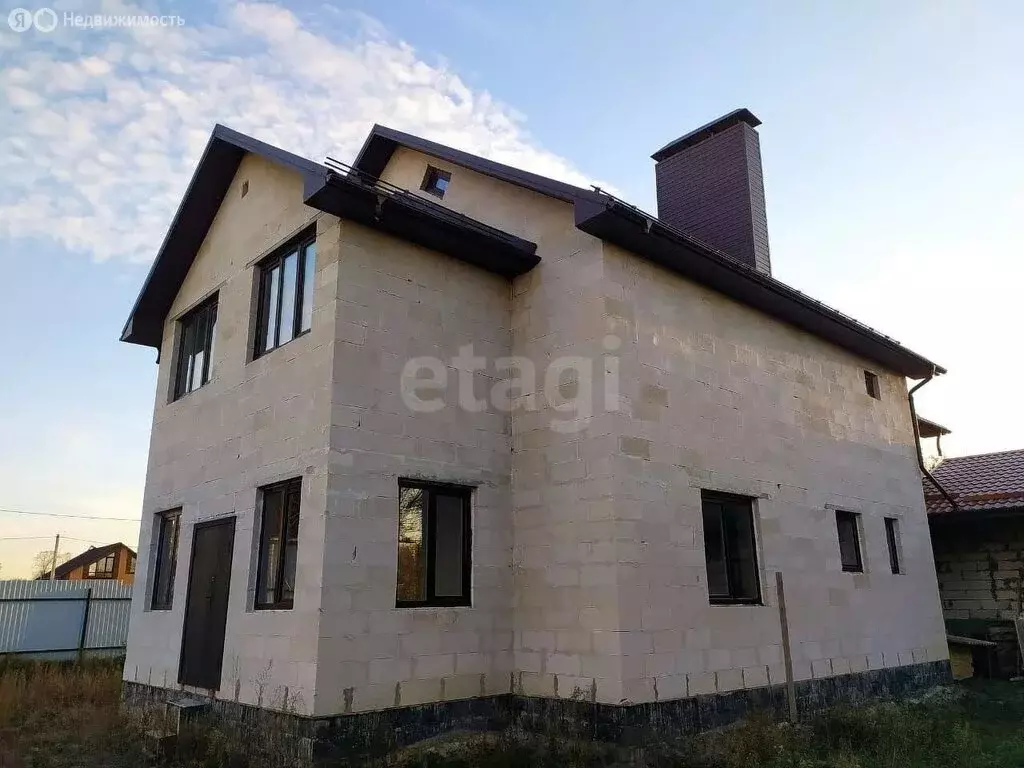 Дом в Беломестное, улица Жигалова (217.3 м) - Фото 1