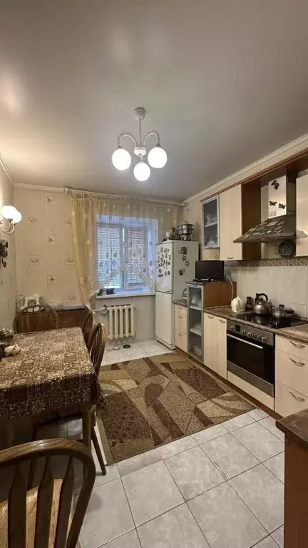 2-к кв. Омская область, Омск 6-й мкр, бул. Зеленый, 11 (77.0 м) - Фото 2