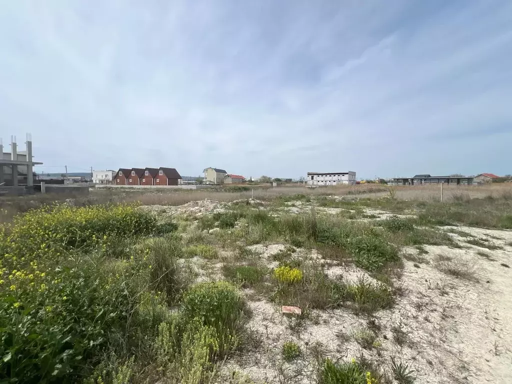 Участок в Крым, Феодосия пер. Семиренко (10.0 сот.) - Фото 1