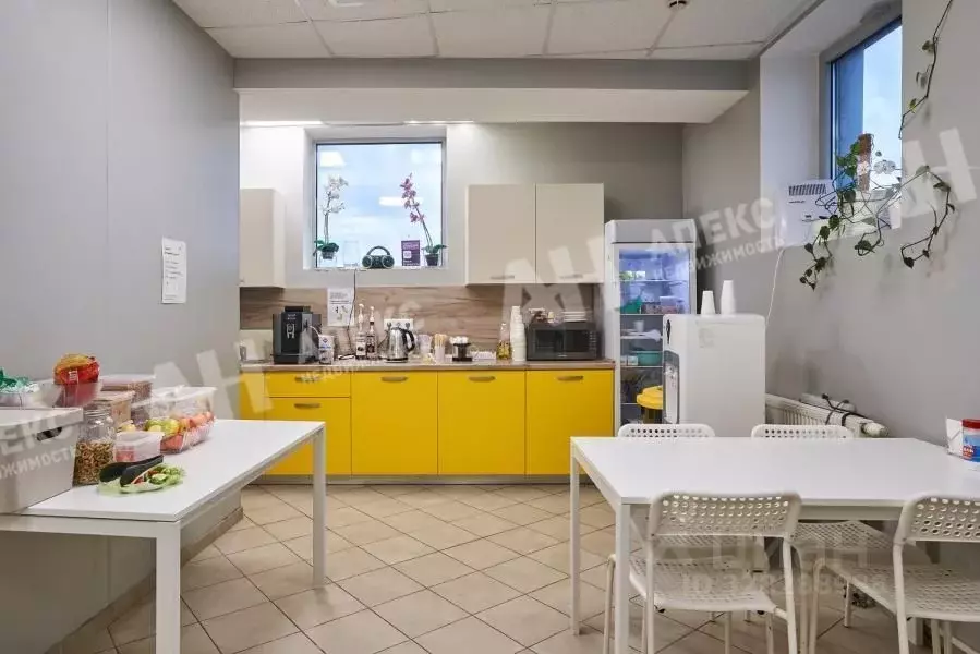 Помещение свободного назначения в Москва ул. Сущевский Вал, 18 (1495 ... - Фото 1