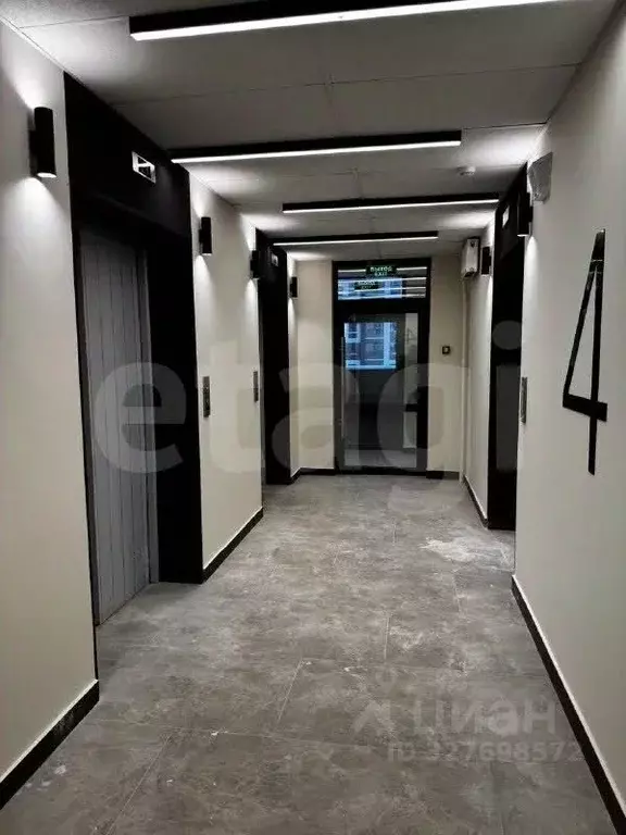 Студия Свердловская область, Екатеринбург ул. Учителей, 33/1 (20.4 м) - Фото 1