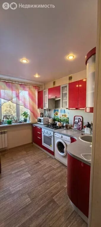 2-комнатная квартира: Коммунар, Школьная улица, 22 (52.8 м) - Фото 1