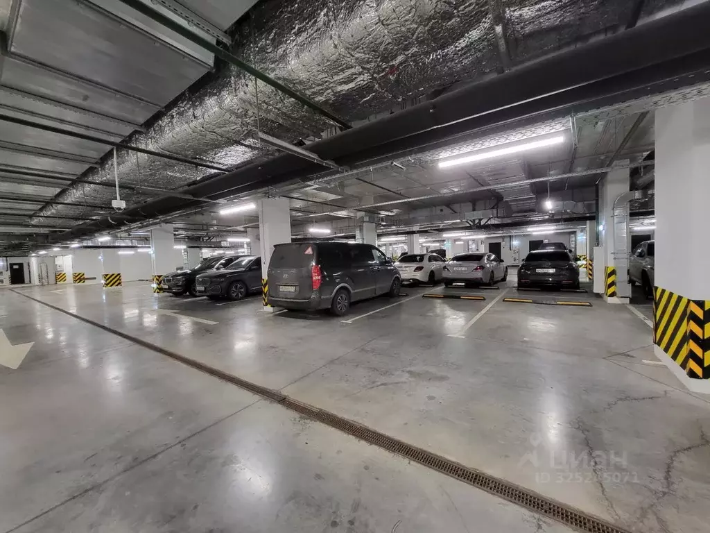 Гараж в Москва ул. Архитектора Щусева, 4к2 (13 м) - Фото 2