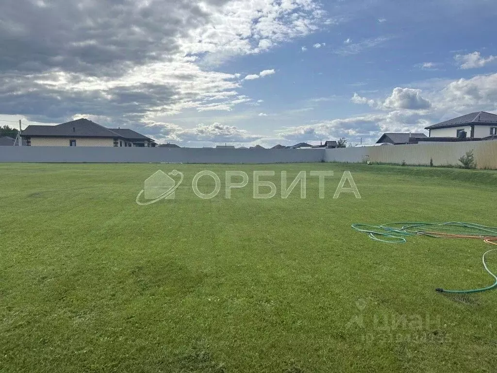 Участок в Тюменская область, Тюменский район, с. Луговое Плодовая ул. ... - Фото 1