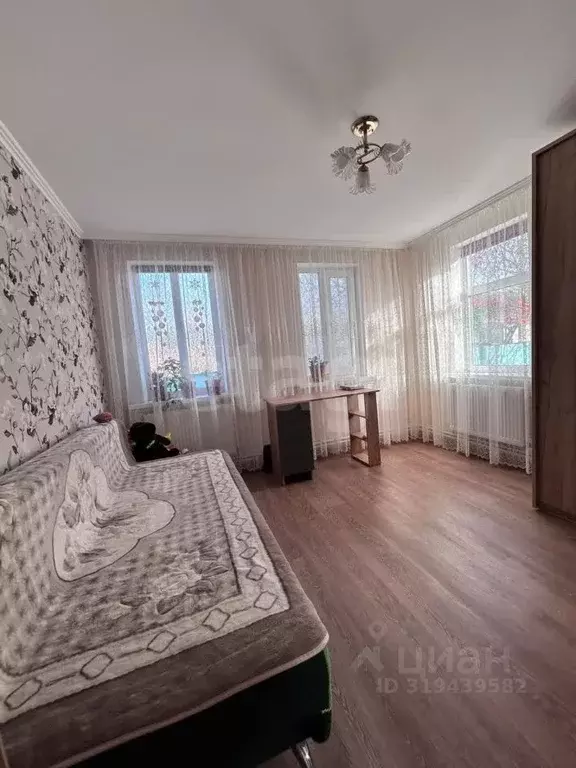 Дом в Адыгея, Майкопский район, Абадзехская ст-ца Октябрьская ул. (64 ... - Фото 1