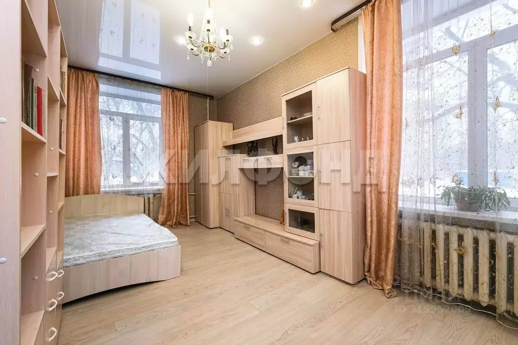 3-к кв. Новосибирская область, Новосибирск 2-й Краснодонский пер., 7/1 ... - Фото 0
