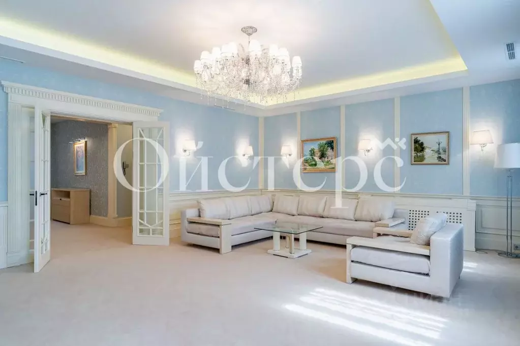 Дом в Ленинградская область, Всеволожск просп. Некрасова, 2Б (750 м) - Фото 1