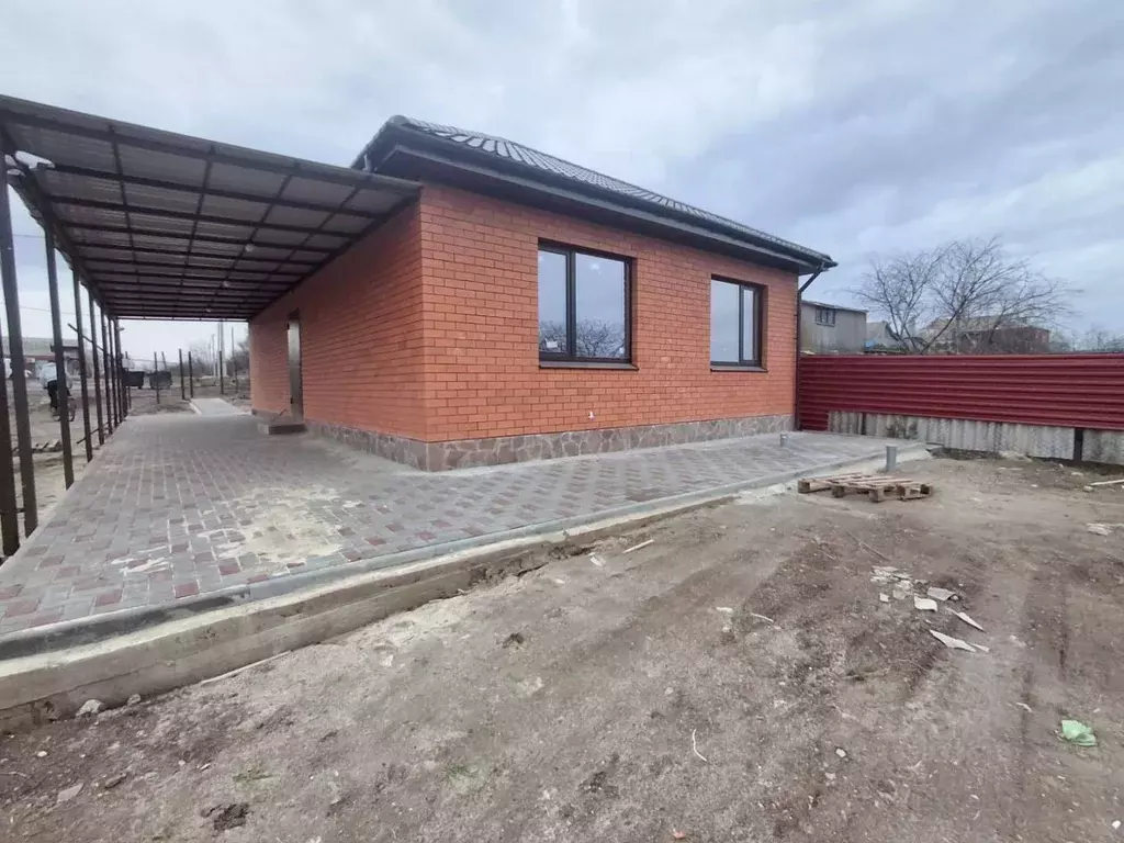 Дом в Краснодарский край, Ейское городское поселение, пос. Широчанка ... - Фото 1